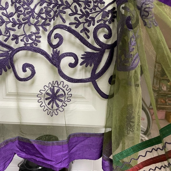 Handmade cotton and silk dupata - Picture 4 of 5